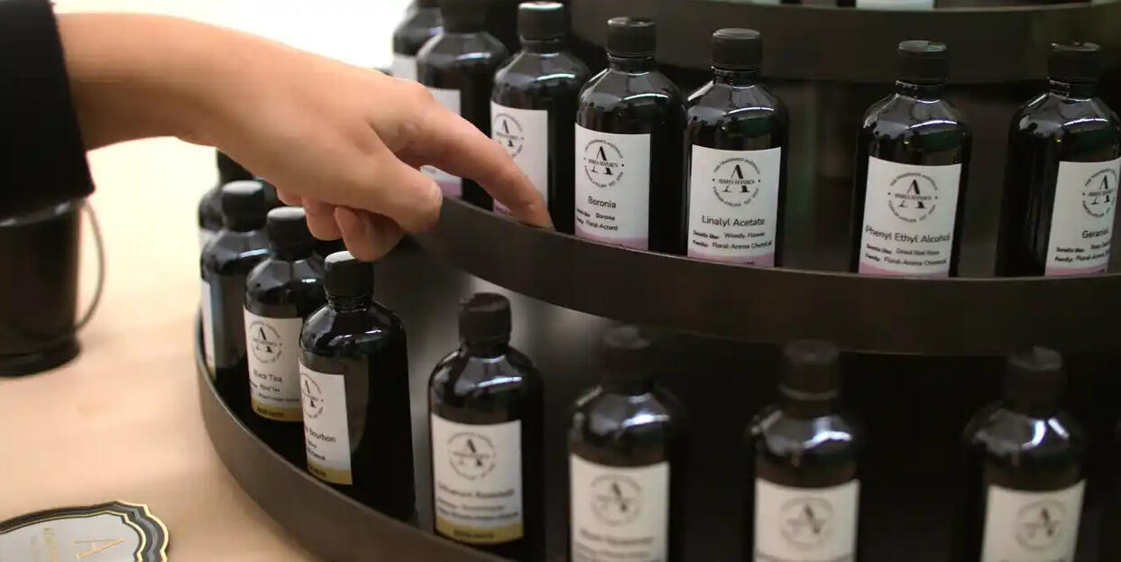 Perfume Materials Masterclass with Aysha Hansen Fine Fragrance